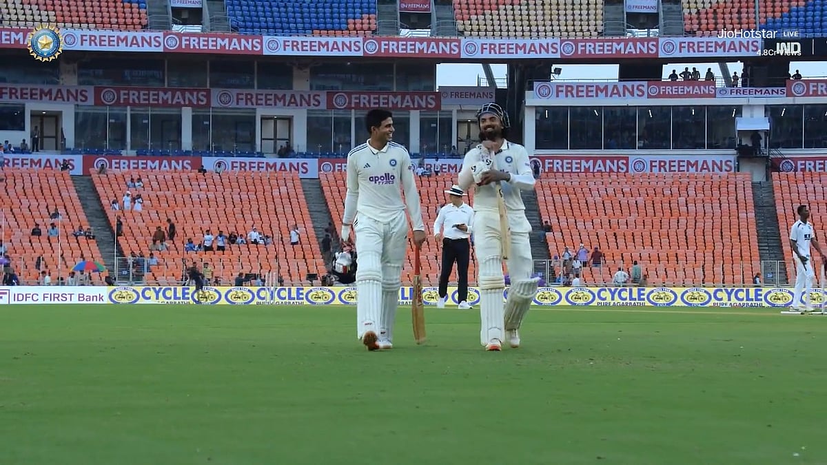 ಅಹಮದಾಬಾದ್ ಟೆಸ್ಟ್: ಸಿರಾಜ್ –ಬೂಮ್ರಾ ‘ಜೊತೆಯಾಟ’ಕ್ಕೆ ಕುಸಿದ ವಿಂಡೀಸ್ 