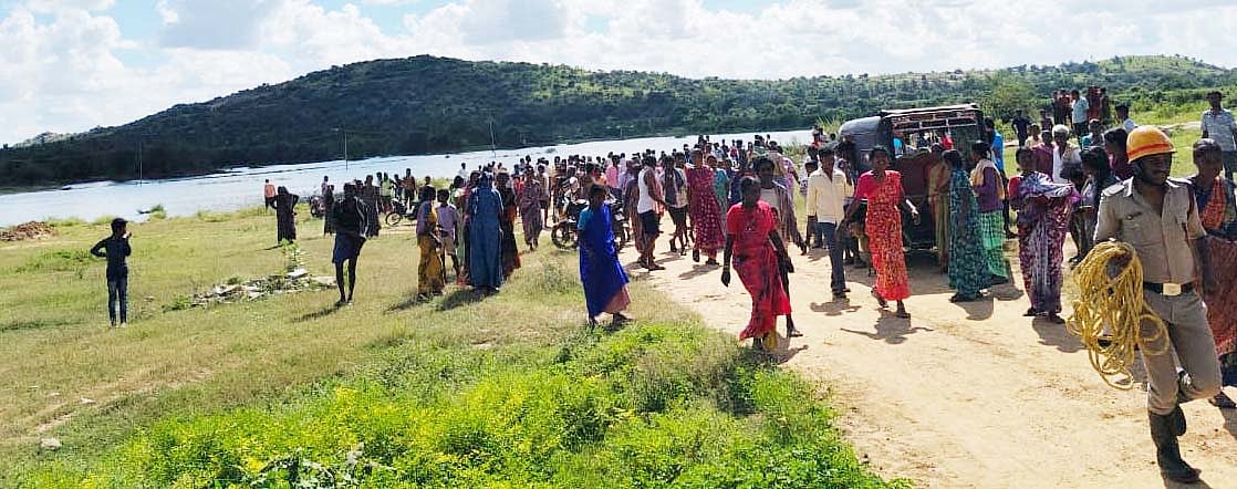 ಬಾಗೇಪಲ್ಲಿ | ಈಜಲು ಹೋದ 3 ವಿದ್ಯಾರ್ಥಿಗಳು ಸಾವು