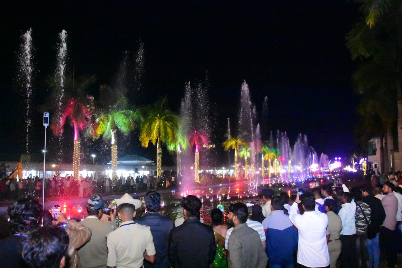 ವಸ್ತುಪ್ರದರ್ಶನದಲ್ಲಿ ಸಂಗೀತ ಕಾರಂಜಿ