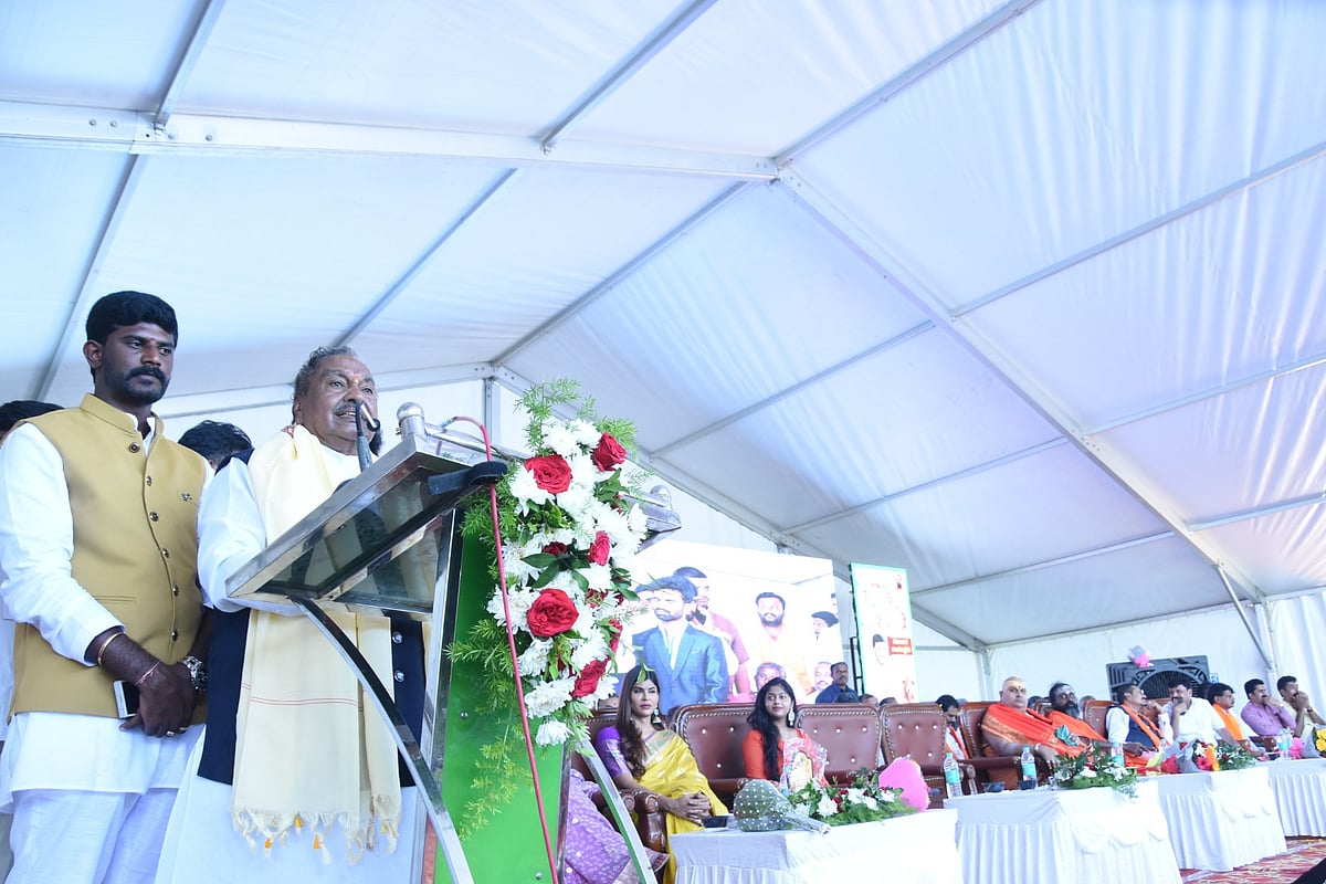 ಗೋವಿನ ಶಾಪದಿಂದ ಸಿದ್ದರಾಮಯ್ಯ ಸರ್ಕಾರ ಪತನ: ಮಾಜಿ ಸಚಿವ ಕೆ.ಎಸ್.ಈಶ್ವರಪ್ಪ