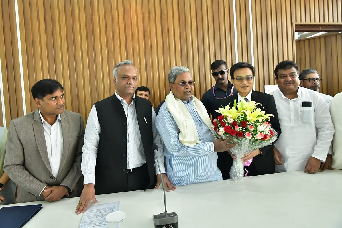 ಸಿ.ಎಂ-ಫಾಕ್ಸ್‌ಕಾನ್ ಭಾರತದ ಮುಖ್ಯಸ್ಥ ಭೇಟಿ: ಮತ್ತಷ್ಟು ಹೂಡಿಕೆಗೆ ಚರ್ಚೆ