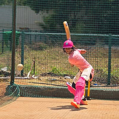 ದೇಶೀಯ ಕ್ರಿಕೆಟ್ ಟೂರ್ನಿಗಾಗಿ ಸಜ್ಜಾಗುತ್ತಿದ್ದು, ಕರ್ನಾಟಕಕ್ಕಾಗಿ ಟ್ರೋಪಿ ಗೆಲ್ಲುವ ಭರವಸೆಯಲ್ಲಿದ್ದೇನೆ ಎಂದು ಬರೆದುಕೊಂಡಿರುವ ಶ್ರೇಯಾಂಕಾ  