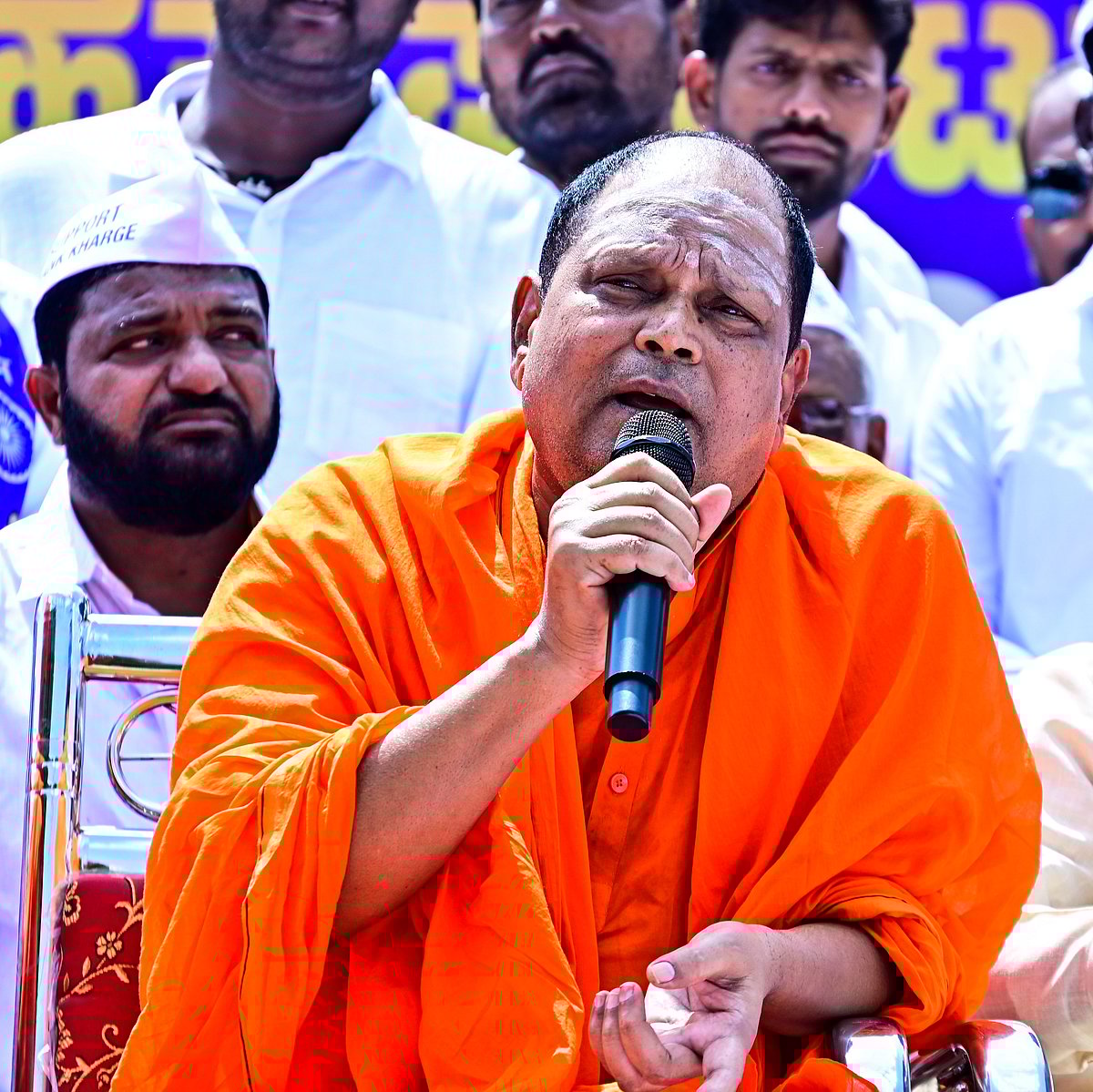 ಕಲಬುರಗಿ: ‘ರೈತರ ಸಂಕಷ್ಟಕ್ಕೆ ಸರ್ಕಾರಗಳು ಸ್ಪಂದಿಸಲಿ’