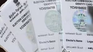 ಮತದಾರರ ಚೀಟಿ ಹಂಚುತ್ತಿದ್ದ ಆರೋಪ: ಕಾಂಗ್ರೆಸ್‌ ನಾಯಕನ ವಿರುದ್ದ ಪ್ರಕರಣ ದಾಖಲು‌‌