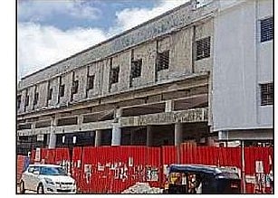 ಧಾರವಾಡ: ಪೂರ್ಣಗೊಳ್ಳದ ಬಸ್‌ ನಿಲ್ದಾಣ ಕಾಮಗಾರಿ