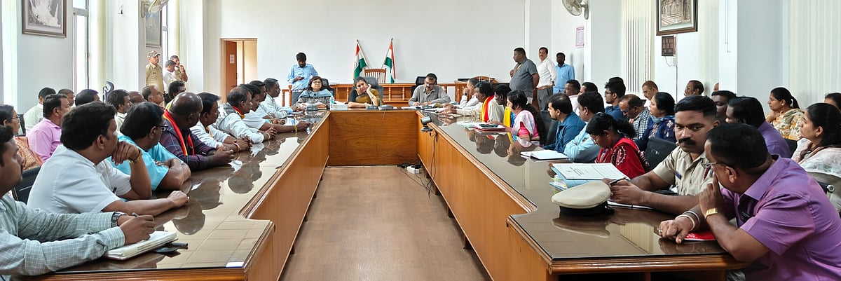 ಚಾಮರಾಜನಗರ: ಅದ್ದೂರಿ, ಅರ್ಥಪೂರ್ಣ ಕನ್ನಡ ರಾಜ್ಯೋತ್ಸವ