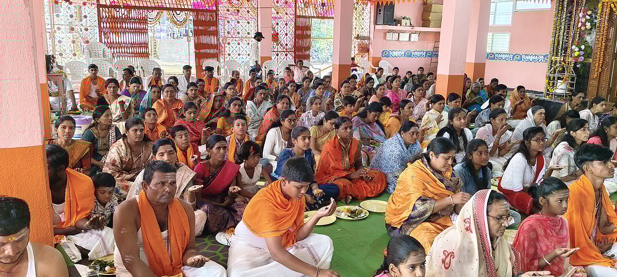 ಇಷ್ಟಲಿಂಗ ಪೂಜೆಯಿಂದ ಏಕಾಗ್ರತೆ ವೃದ್ಧಿ: ಪ್ರಭುದೇವ ಸ್ವಾಮೀಜಿ 