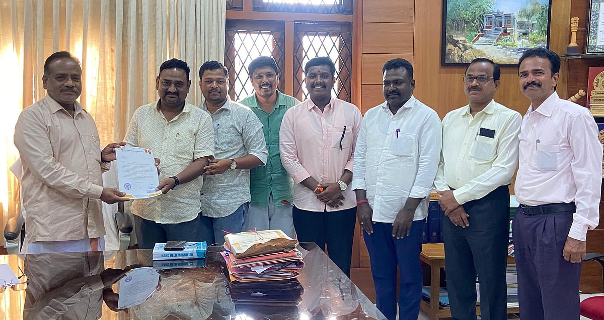 ಪಿಎಚ್‌.ಡಿ ಅಧಿಸೂಚನೆ ವಿಳಂಬ–ಆಕ್ಷೇಪ