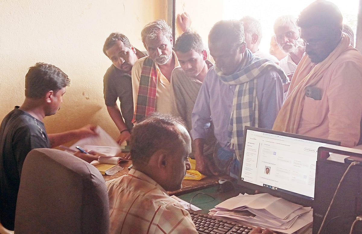 ಉಪ್ಪಿನಬೆಟಗೇರಿ | ಖರೀದಿ ಕೇಂದ್ರದಲ್ಲಿ ಸರ್ವರ್ ಸಮಸ್ಯೆ: ರೈತರಿಗೆ ತೊಂದರೆ 