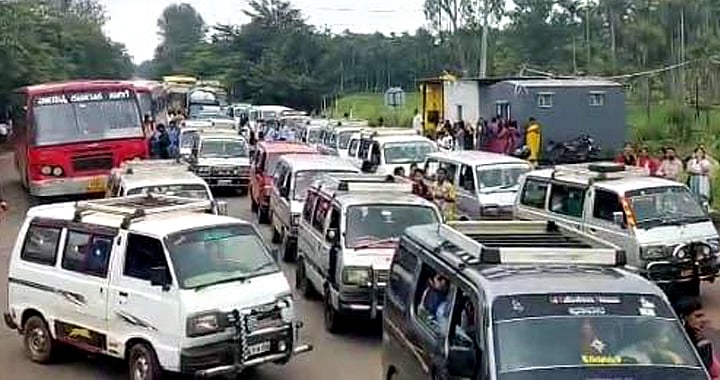 ಶಿಕಾರಿಪುರ: ಬಂದ್ ಯಶಸ್ವಿಯಾದರೂ ಟೋಲ್ ಕಟ್ಟಬೇಕೆ?