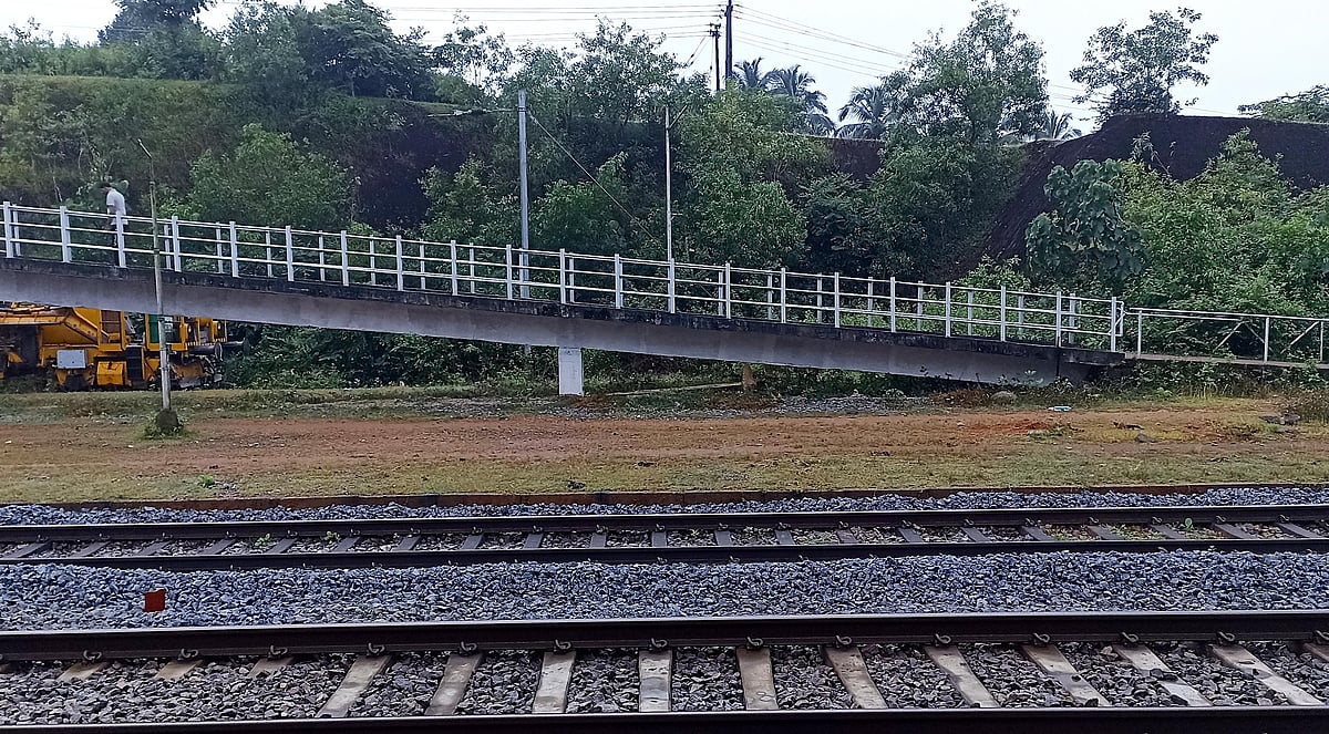 ಕುಮಟಾ ರೈಲು ನಿಲ್ದಾಣ| ಎರಡನೇ ಪ್ಲಾಟ್ ಫಾರಂ ಕಾಮಗಾರಿ ಶೀಘ್ರ: ಸ್ಟೇಶನ್ ಮಾಸ್ಟರ್