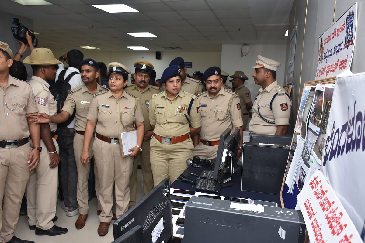 ಡಿಜಿಟಲ್ ಅರೆಸ್ಟ್‌ | ಅಮೆರಿಕ, ಕೆನಡಾ ಪ್ರಜೆಗಳಿಗೆ ವಂಚನೆ: 16 ಮಂದಿ ಬಂಧನ