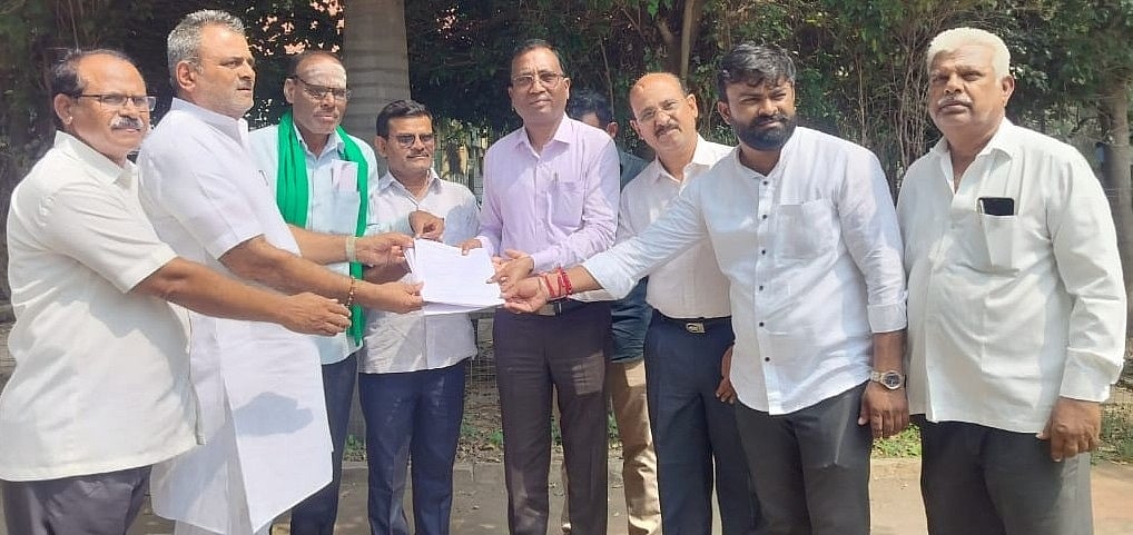 ಕನ್ಹೇರಿಶ್ರೀ ಜಿಲ್ಲೆ ಪ್ರವೇಶ ನಿರ್ಬಂಧಕ್ಕೆ ಆಗ್ರಹ