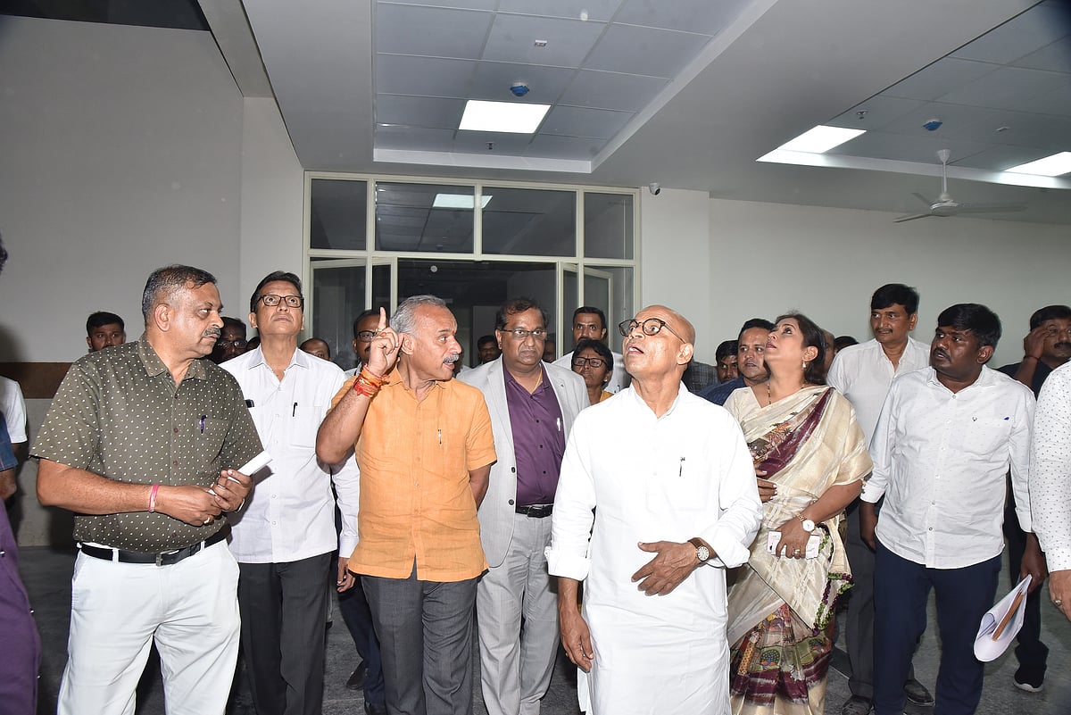 ತುಮಕೂರು| ಕ್ಯಾನ್ಸರ್ ಆಸ್ಪತ್ರೆ ಯಂತ್ರಕ್ಕೆ ₹41 ಕೋಟಿ: ಸಚಿವ ಶರಣಪ್ರಕಾಶ ಪಾಟೀಲ
