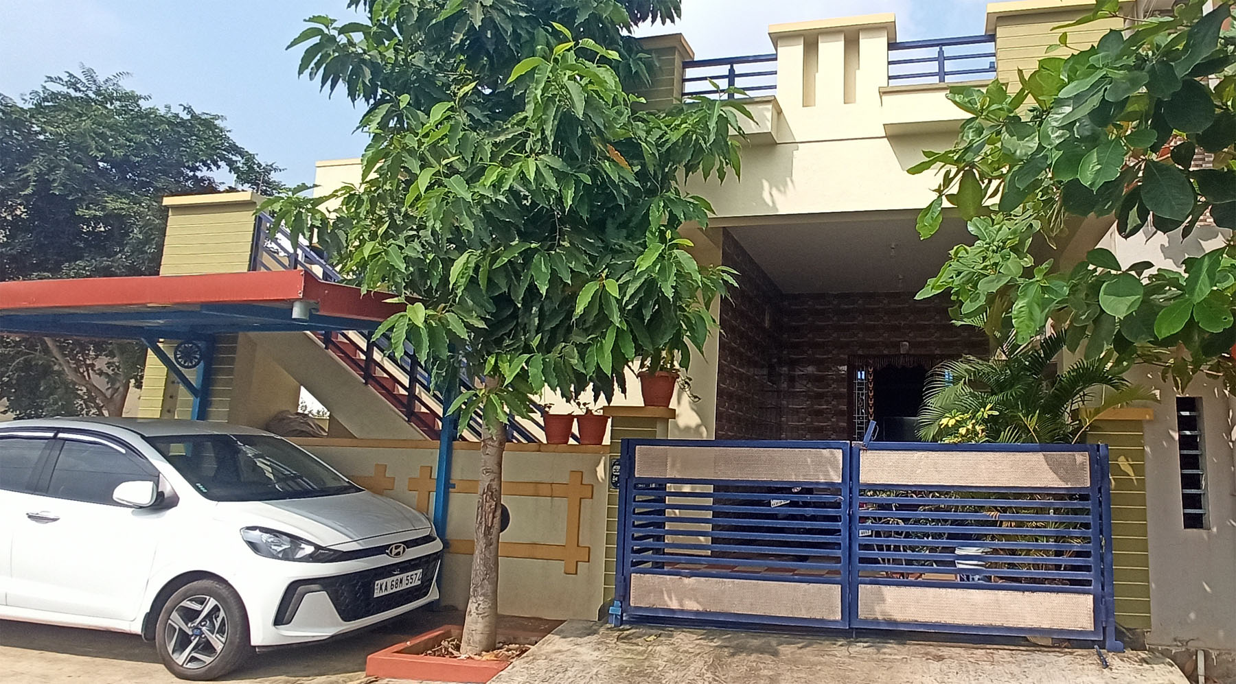 ಬಸವೇಶ ಶಿಡೇನೂರು ಅವರ ಮನೆ 