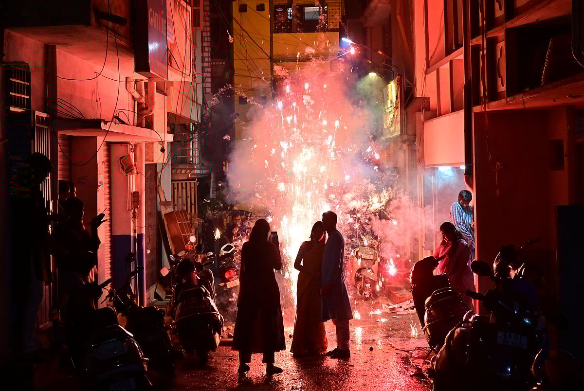 ಬೆಂಗಳೂರು: ಹಸಿರು ಪಟಾಕಿ ಬಳಕೆ ಕಡ್ಡಾಯವಾದರೂ ತಗ್ಗದ ಕಣ್ಣಿನ ಗಾಯ ಪ್ರಕರಣ