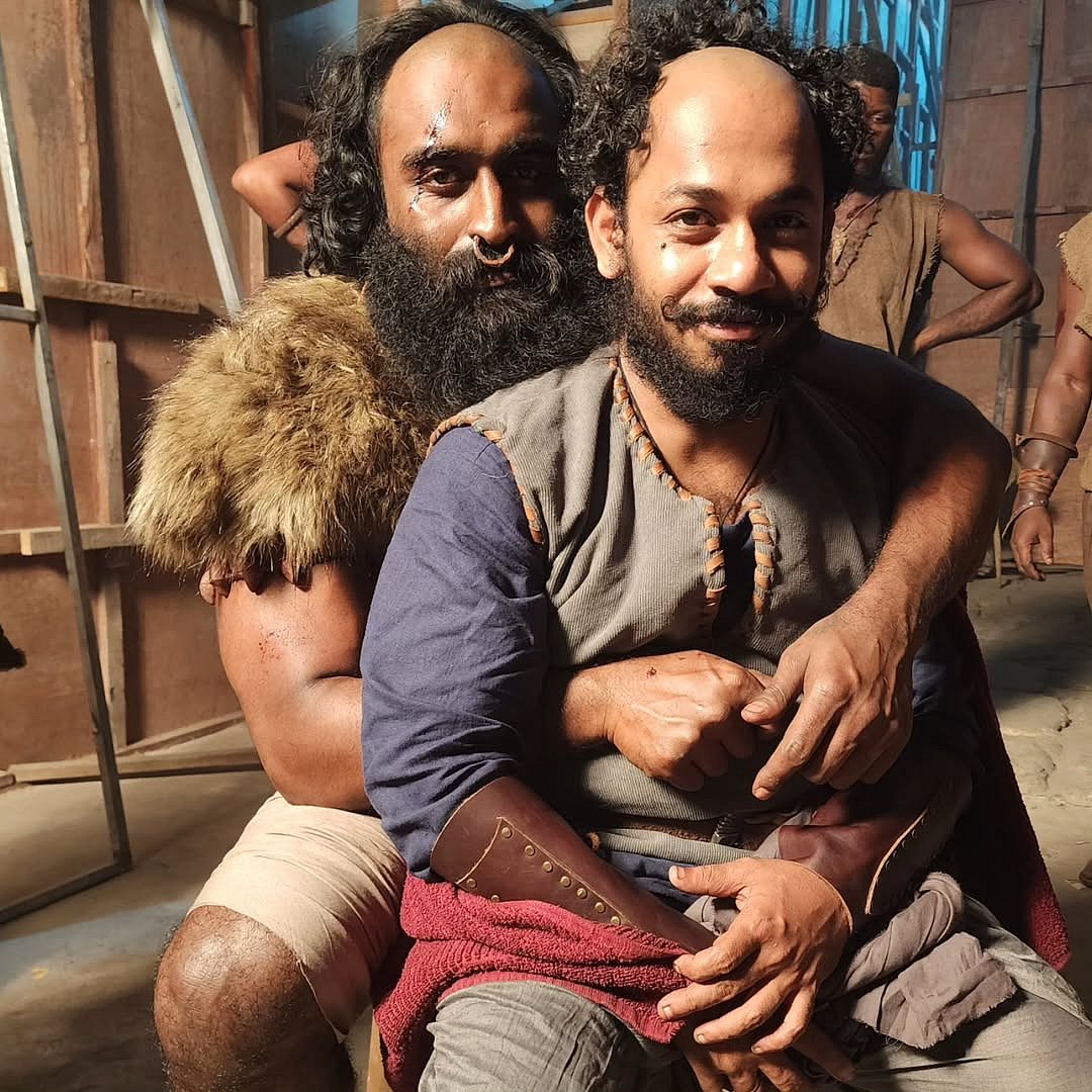 ಕಾಂತಾರ ಚಿತ್ರದಲ್ಲಿ ರಾಕೇಶ್ ಪೂಜಾರಿ ಜೊತೆಗಿನ ನೆನಪು ಹಂಚಿಕೊಂಡ ರಕ್ಷಿತ್ ಶೆಟ್ಟಿ