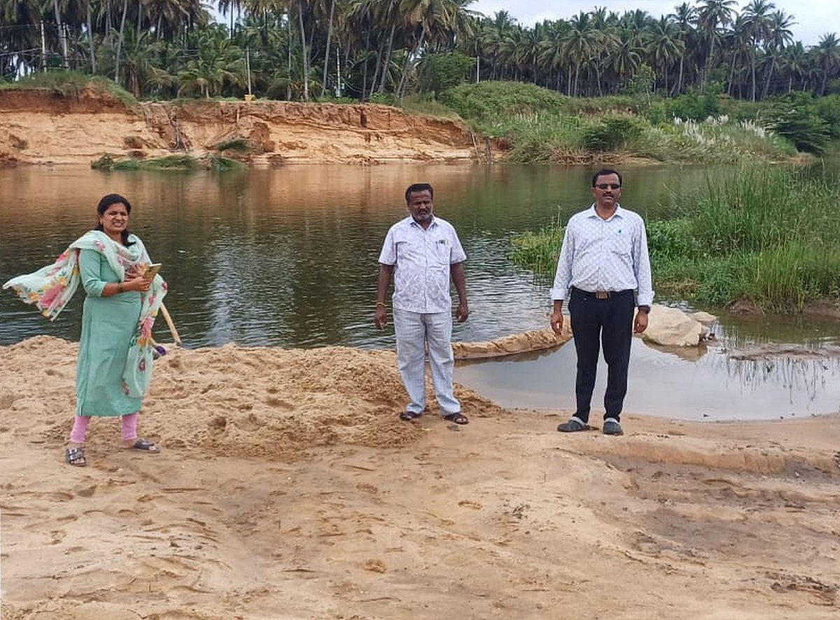 ಮದ್ದೂರು | ಅಕ್ರಮ ಗಣಿಗಾರಿಕೆ: 15 ಟನ್‌ ಮರಳು ವಶ