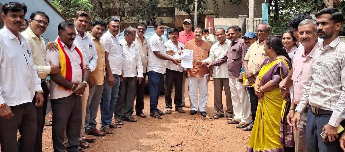 ಹರಿಹರ | ಕನ್ನಡ ಭವನಕ್ಕೆ, ನಿವೇಶನಕ್ಕೆ ಆಗ್ರಹ