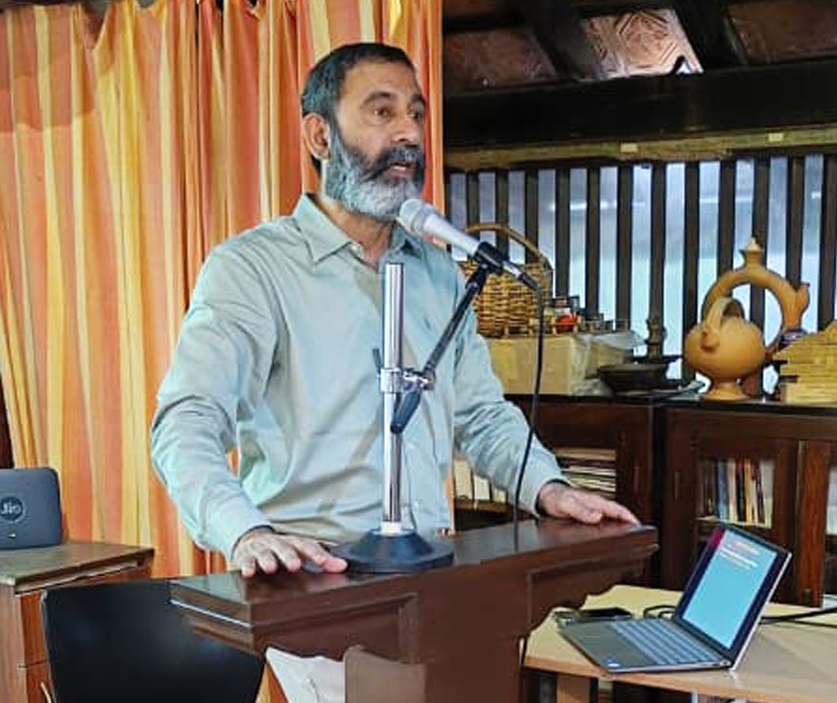ವೈಲ್ಡ್ ಲೈಫ್ ಫಸ್ಟ್‌ ಸಂಸ್ಥೆಯ ವ್ಯವಸ್ಥಾಪಕ ನಿರ್ದೇಶಕ ಪ್ರವೀಣ್ ಭಾರ್ಗವ್ ಉಪನ್ಯಾಸ ನೀಡಿದರು