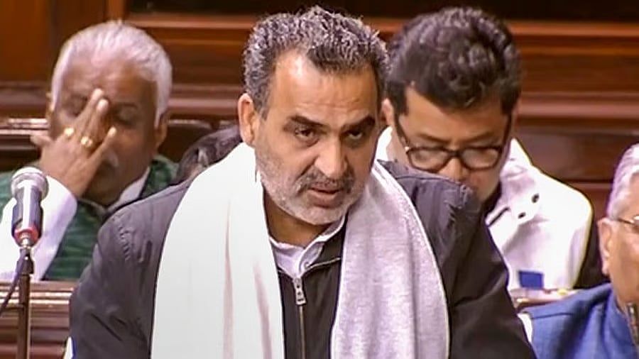 ಕಾನೂನು ಪದವಿಗಾಗಿ ಕಾಲೇಜು ಸೇರಿದ ಮಾಜಿ ಕೇಂದ್ರ ಸಚಿವ ಸಂಜೀವ್ ಬಲ್ಯಾನ್