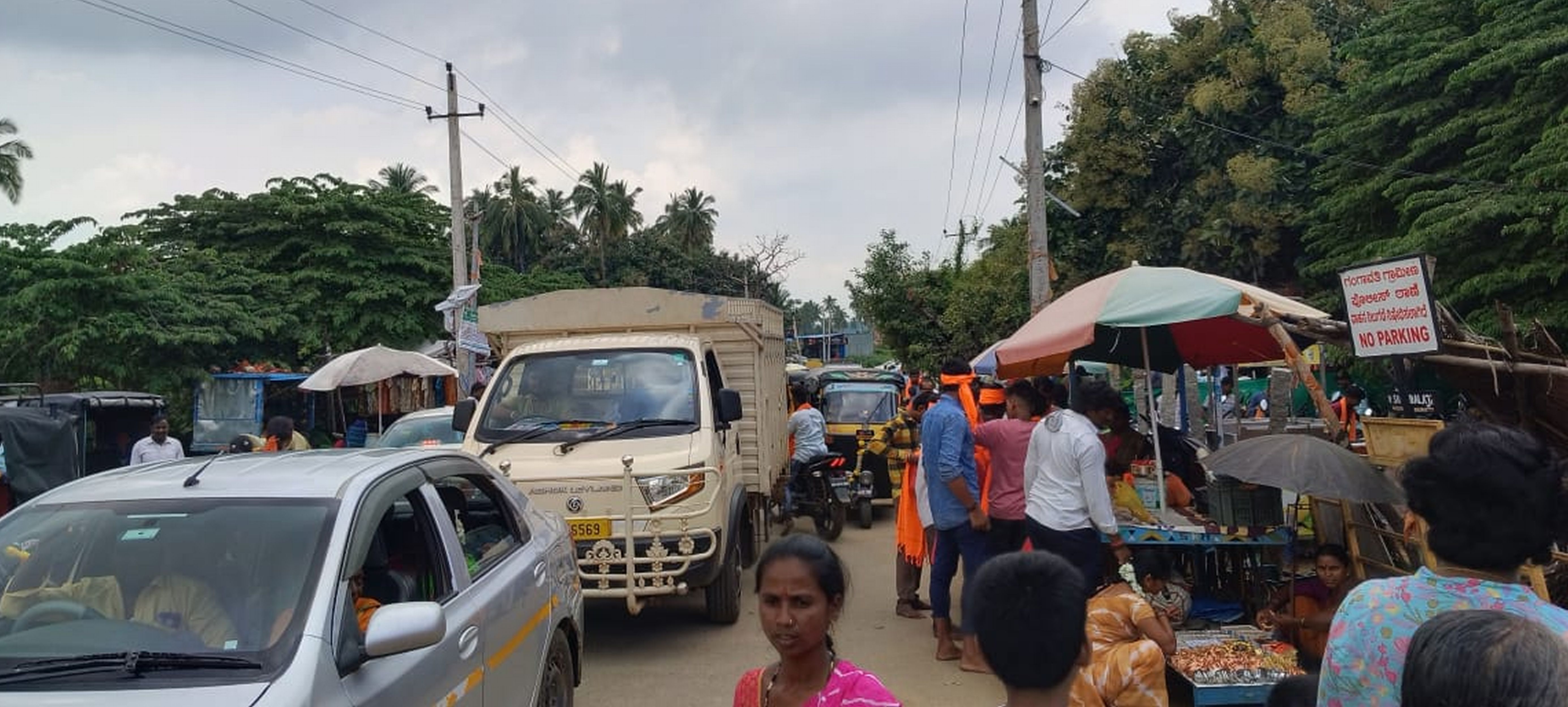 ಅಂಜನಾದ್ರಿಯಲ್ಲಿ ಸಂಚಾರ ದಟ್ಟಣೆ