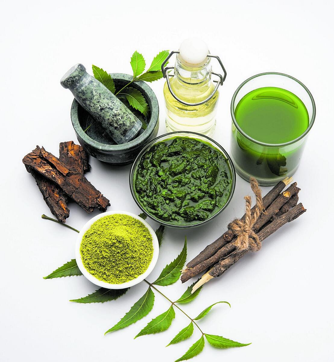 Teeth Cleaning: ಹಲ್ಲುಜ್ಜಲು ಹಲವು ಹಸಿಕಡ್ಡಿಗಳು!