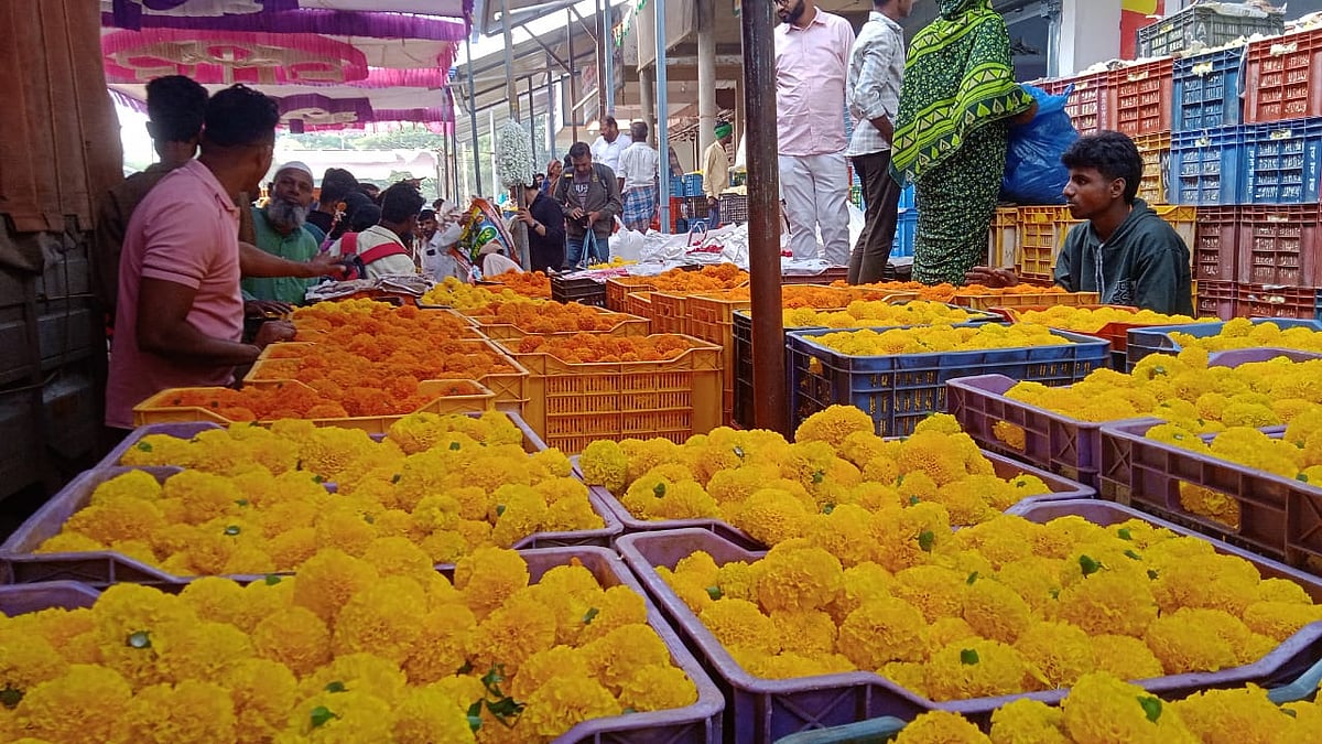 ಹುಬ್ಬಳ್ಳಿ | ಹೂವು: ಬೆಲೆ ಇಳಿಕೆ, ಬೆಳೆಗಾರರಿಗೆ ಸಂಕಷ್ಟ