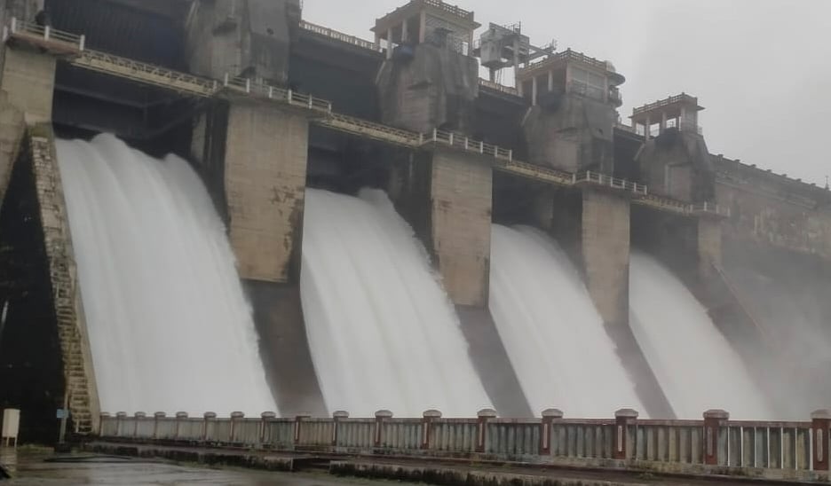 ಕೊಡಗು | ಮಳೆಗಾಲದ ಅಂತ್ಯದಲ್ಲೂ ಮುಂಗಾರಿನಂತ ಮಳೆ: ಜನಜೀವನ ಅಸ್ತವ್ಯಸ್ತ