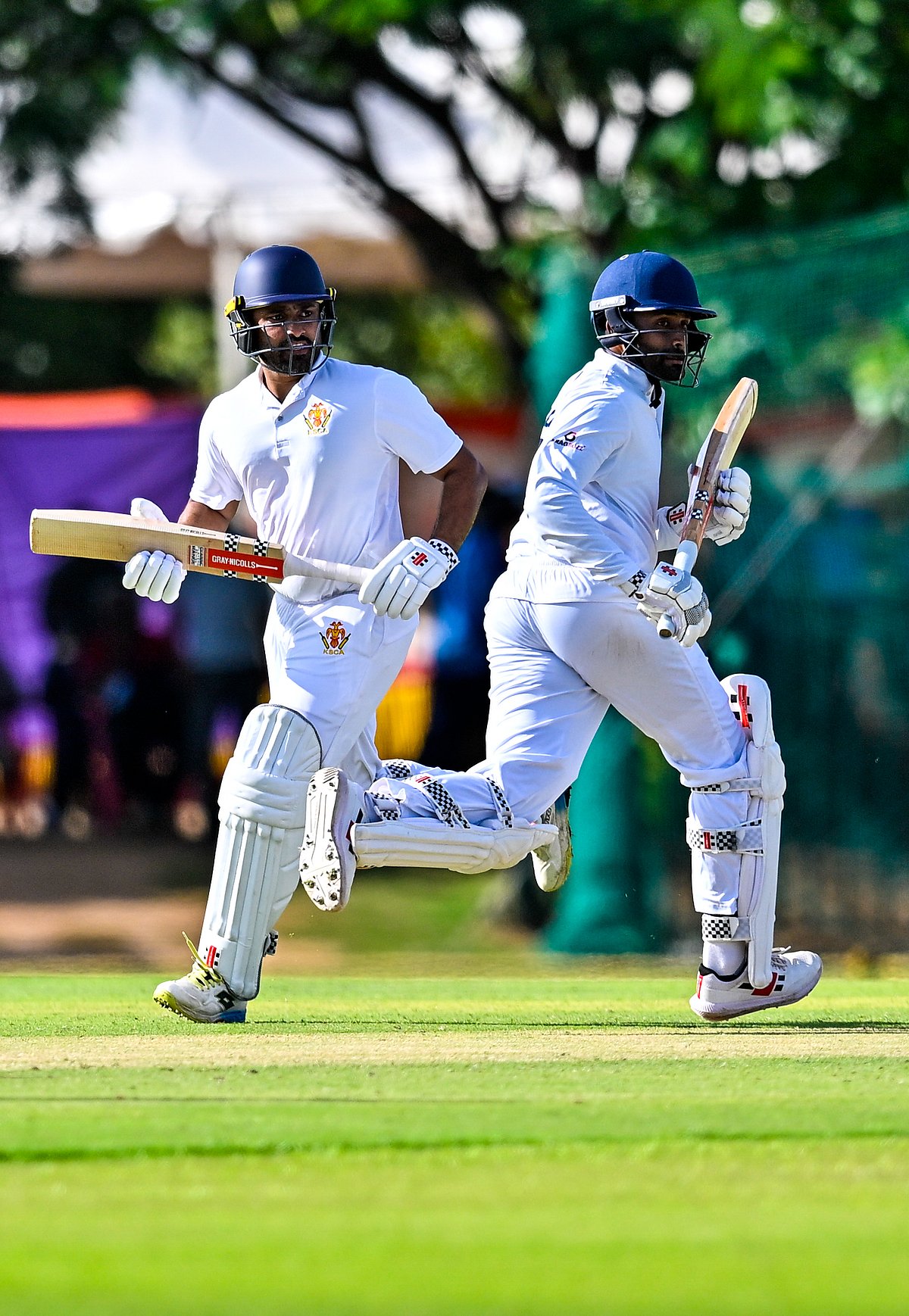 ರಣಜಿ ಟ್ರೋಫಿ ಕ್ರಿಕೆಟ್‌: ನೆಚ್ಚಿನ ಅಂಗಳದಲ್ಲಿ ಕರುಣ್‌, ಶ್ರೇಯಸ್‌ ಕೆಚ್ಚೆದೆ ಆಟ