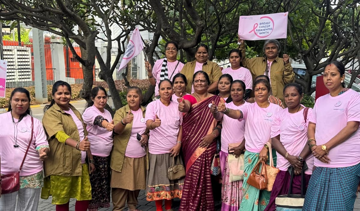 ಬೆಂಗಳೂರು: ಸ್ತನ ಕ್ಯಾನ್ಸರ್ ಜಾಗೃತಿಗೆ ಬೈಕ್ ರ್‍ಯಾಲಿ