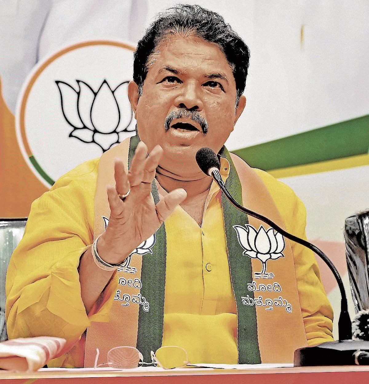 ಪಾಲಿಕೆಗಳ ಬಜೆಟ್ ಕಡಿತ; ಸಿಎಂ, ಡಿಸಿಎಂ ಜಗಳದಲ್ಲಿ ಬೆಂಗಳೂರಿಗೆ ಅನ್ಯಾಯ: ಆರ್.ಅಶೋಕ