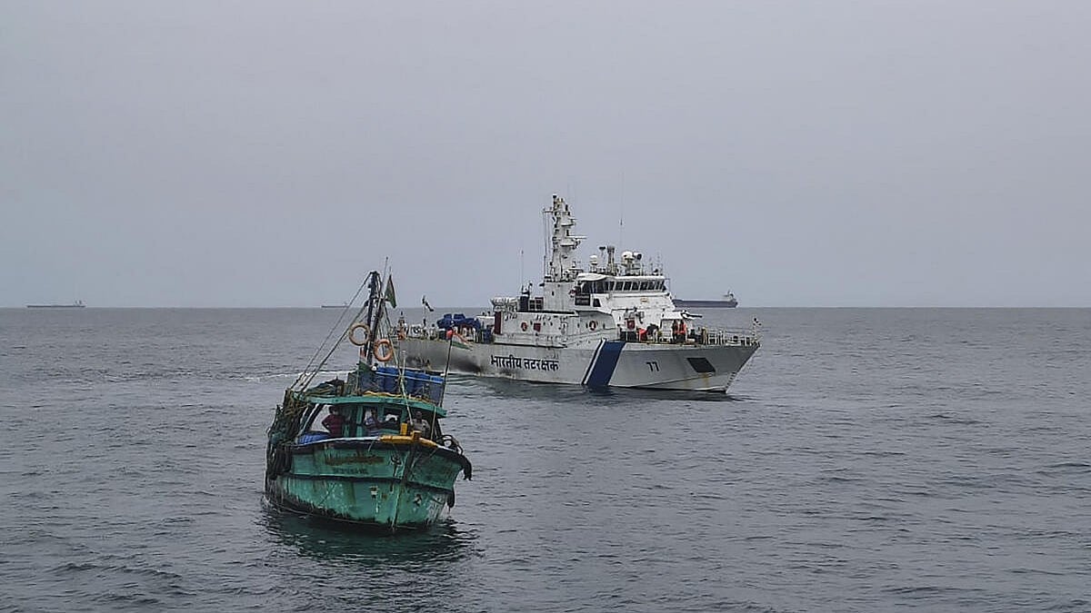 ವಾಯುಭಾರ ಕುಸಿತ: ಕರ್ನಾಟಕ, ತಮಿಳುನಾಡಿನಲ್ಲಿ ಭಾರಿ ಮಳೆ ಸಾಧ್ಯತೆ