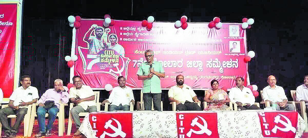 ಬಿಕ್ಕಟ್ಟಿಗೆ ಸಿಲುಕಿದ ದೇಶದ ಕೃಷಿ ವಲಯ: ಮೀನಾಕ್ಷಿ ಸುಂದರಂ