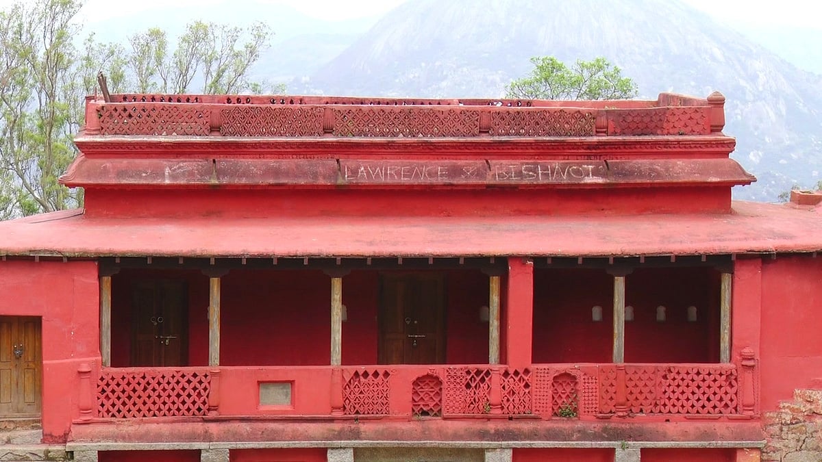 ನಂದಿಬೆಟ್ಟದ ಟಿಪ್ಪು ಬೇಸಿಗೆ ಅರಮನೆ ಮೇಲೆ ಲಾರೆನ್ಸ್ ಬಿಷ್ಣೋಯ್ ಹೆಸರು ಕೆತ್ತನೆ!