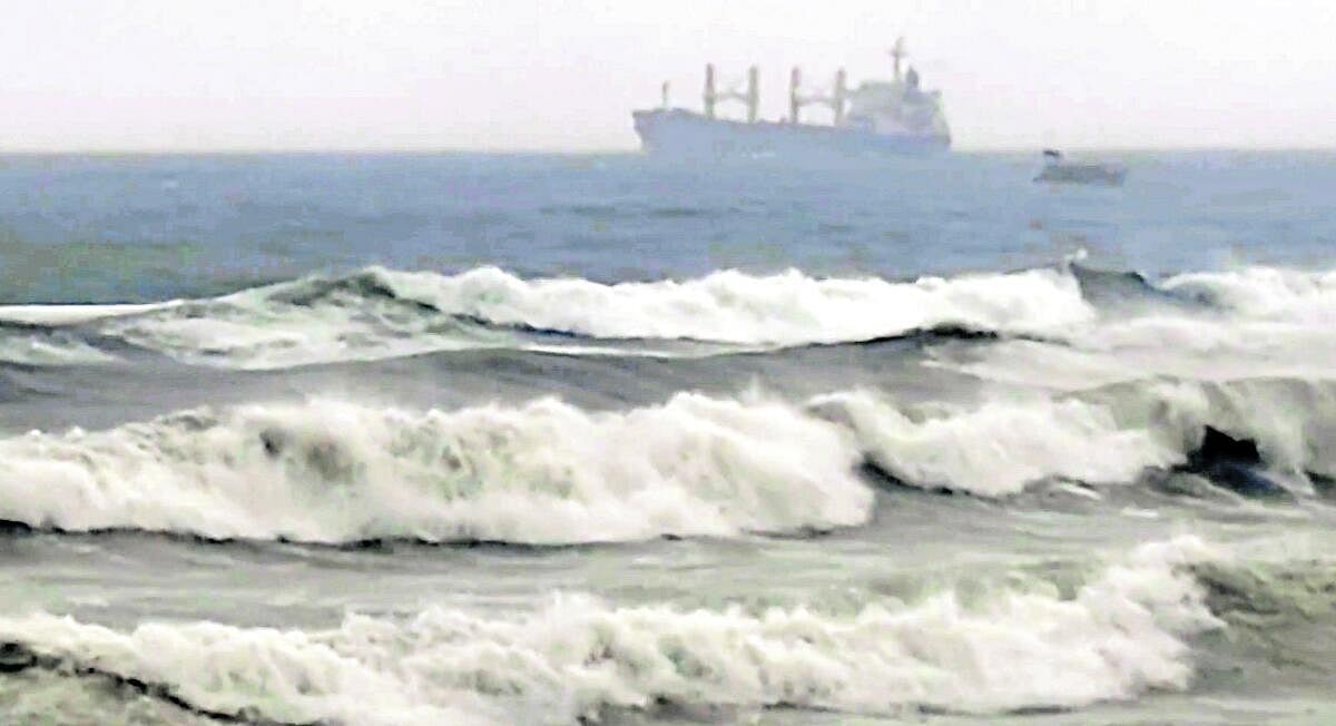 ಆಂಧ್ರದಲ್ಲಿ ಮೊಂಥಾ; ಇಬ್ಬರ ಸಾವು, ಮುನ್ನೆಚ್ಚರಿಕೆ ವಹಿಸಿ– ನಾಯ್ಡು ಸೂಚನೆ