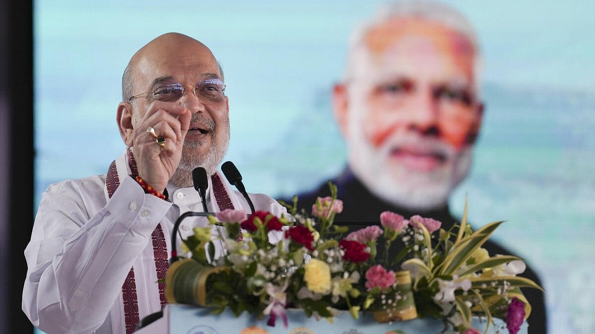 Bihar Polls: ಲಾಲು ಮಗ ಸಿಎಂ ಆಗಲು,ರಾಹುಲ್ ಪಿಎಂ ಆಗಲು 2 ಹುದ್ದೆ ಖಾಲಿ ಇಲ್ಲ: ಶಾ