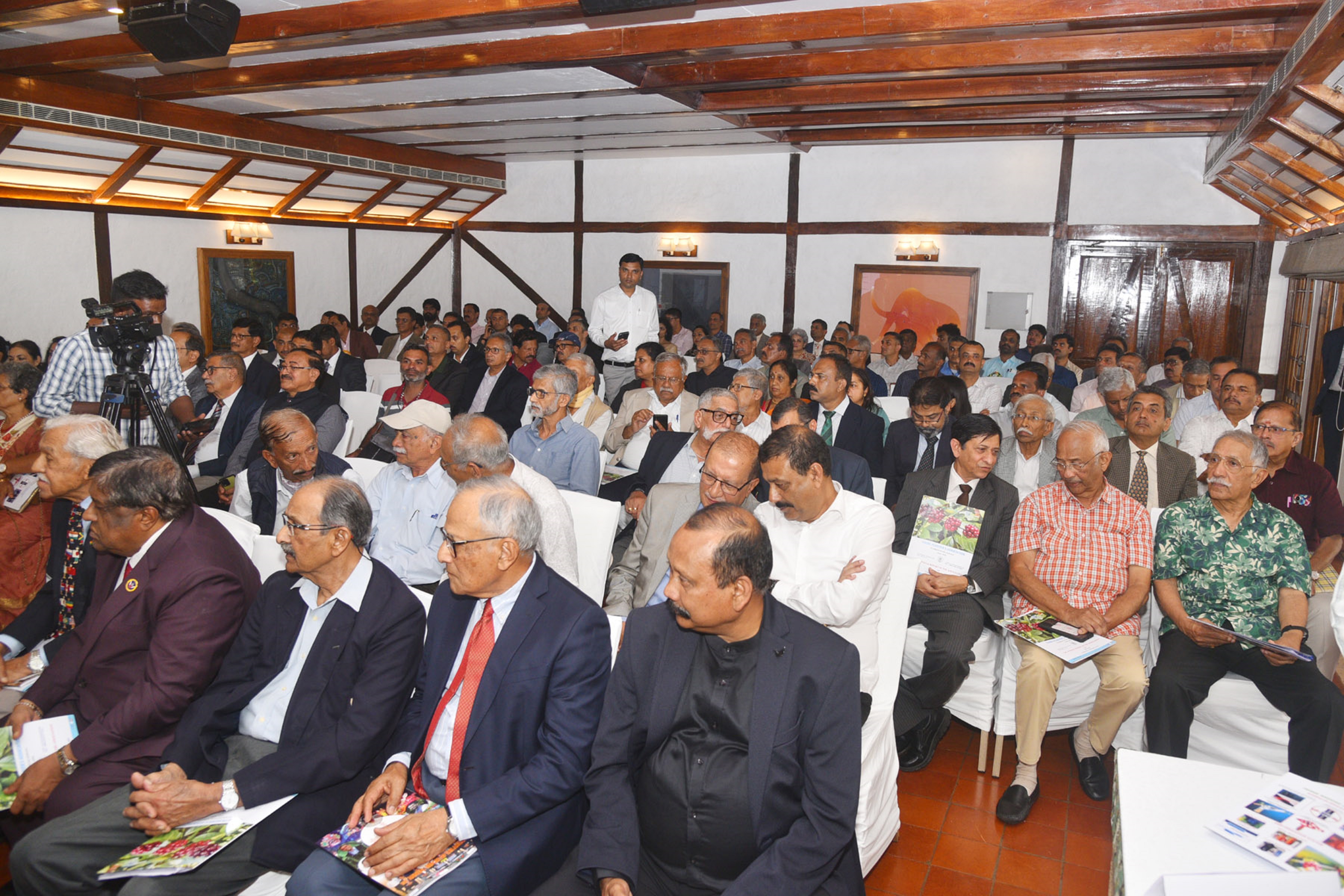 ಕೂರ್ಗ್ ಪ್ಲಾಂಟರ್ಸ್ ಅಸೋಸಿಯೇಷನ್‌ನ 146ನೇ ವಾರ್ಷಿಕ ಮಹಾಸಭೆಯಲ್ಲಿ ಭಾಗವಹಿಸಿದ್ದ ಸದಸ್ಯರು