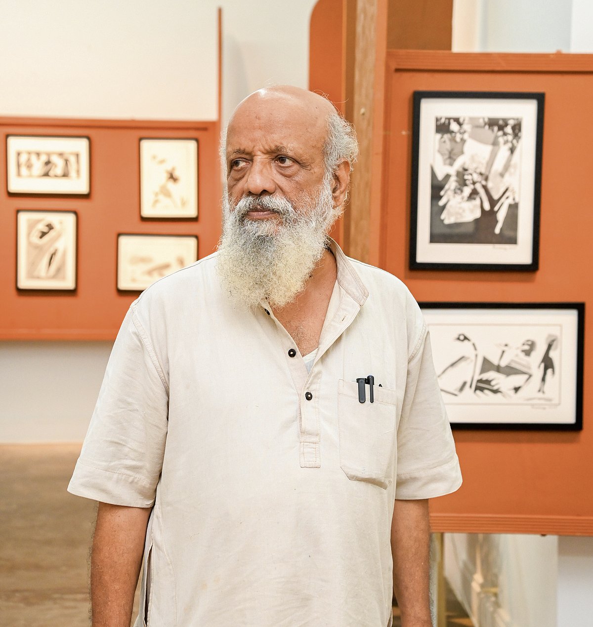 ಪಾತ್ರವೇ ಕಲಾಕೃತಿಯೊಳಗೋ ಕಲಾಕೃತಿಯೇ ಪಾತ್ರದೊಳಗೋ