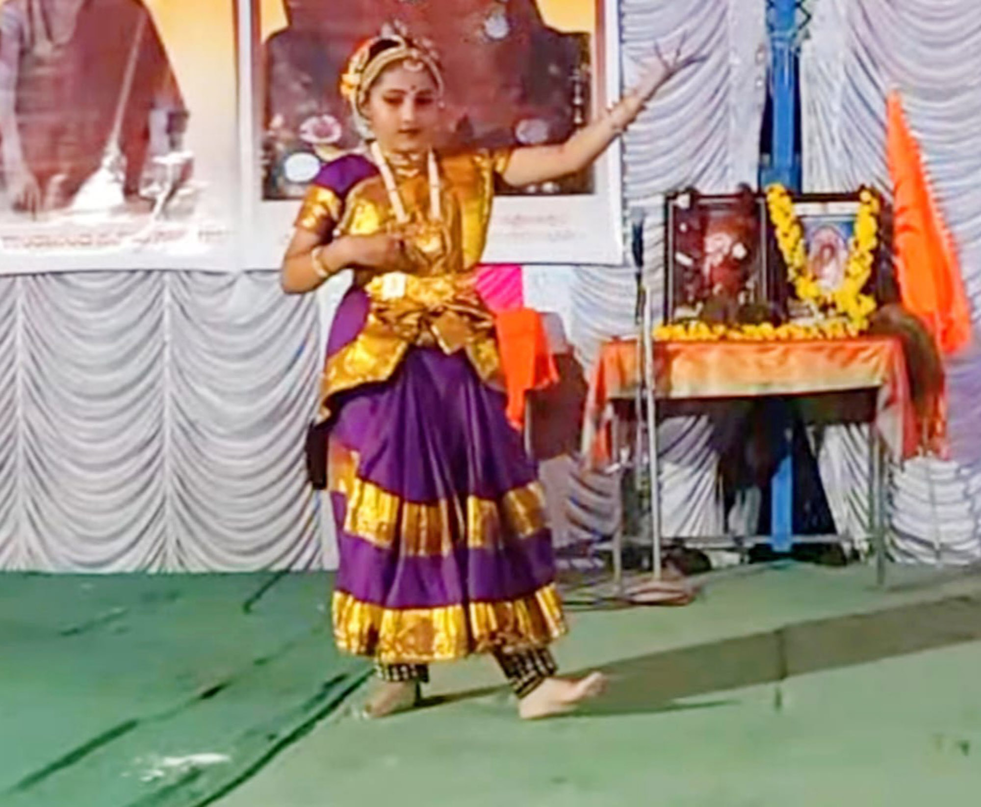 ಕಾರ್ಯಕ್ರಮದಲ್ಲಿ ಪ್ರಣಮ್ಯ ಜೋಷಿ ಅವರು ಭರತನಾಟ್ಯ ಪ್ರದರ್ಶಿಸಿದರು