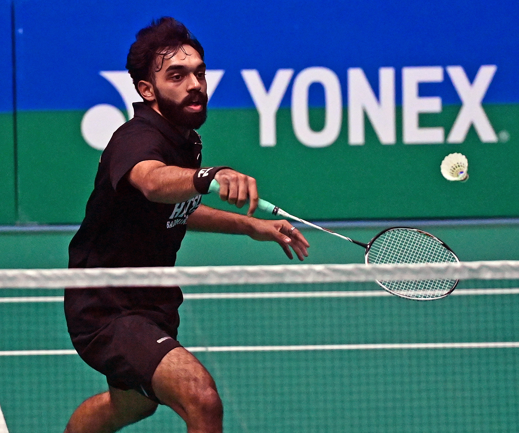 ಪುರುಷರ ವಿಭಾಗದ ಪ್ರಶಸ್ತಿ ಗಳಿಸಿದ ಋತ್ವಿಕ್‌ ಸತೀಶ್ ಕುಮಾರ್ ಆಟದ ಶೈಲಿ ಪ್ರಜಾವಾಣಿ ಚಿತ್ರ : ಫಕ್ರುದ್ದೀನ್ ಎಚ್