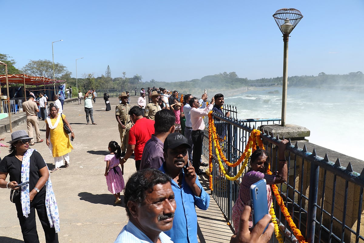 ಗೊರೂರು ಹೇಮಾವತಿ ಜಲಾಶಯ: ನನೆಗುದಿಗೆ ಬಿದ್ದ KRS ಮಾದರಿಯ ಉದ್ಯಾನ ನಿರ್ಮಾಣ ಕೆಲಸ