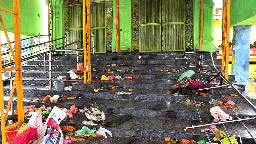 ಶ್ರೀಕಾಕುಳಂ ಕಾಲ್ತುಳಿತ: ವೆಂಕಟೇಶ್ವರ ಸ್ವಾಮಿ ದೇಗುಲಕ್ಕೆ ಭಕ್ತರ ಪ್ರವೇಶ ನಿರ್ಬಂಧ