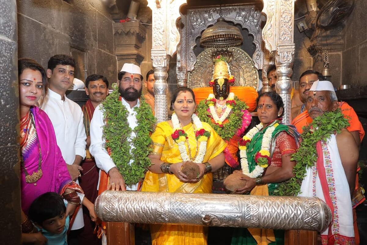 ಪಂಢರಪುರದಲ್ಲಿ ಕಾರ್ತಿಕ ಏಕಾದಶಿ: ಏಕನಾಥ ಶಿಂಧೆ ದಂಪತಿಯಿಂದ ಸರ್ಕಾರಿ ಮಹಾಪೂಜಾ