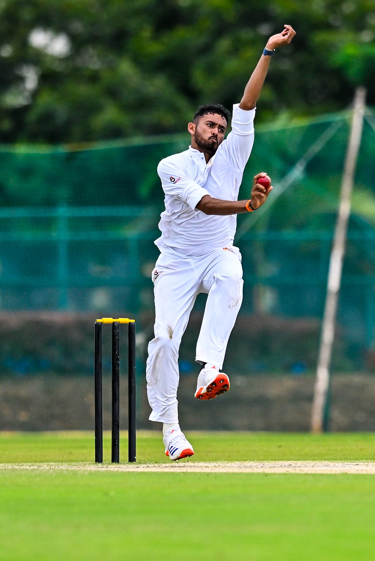 ರಣಜಿ ಟ್ರೋಫಿ: ವಿದ್ವತ್‌, ವೈಶಾಖ ದಾಳಿಗೆ ಕುಸಿದ ಕೇರಳ