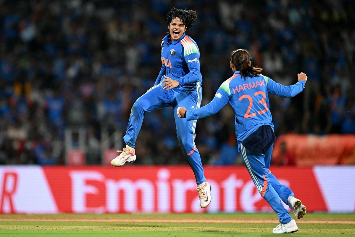 ಗೆಲುವಿಗೆ ಆಕೆಯ ಬೌಲಿಂಗ್ ಕಾರಣ: ಫೈನಲ್ ಬಳಿಕ ಯುವ ಆಟಗಾರ್ತಿಯ ಕೊಂಡಾಡಿದ ಕೌರ್