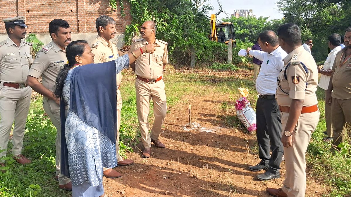 ಮಳವಳ್ಳಿ: ಕೋಟ್ಯಂತರ ಮೌಲ್ಯ ಒತ್ತುವರಿ ಜಾಗ ತೆರವು