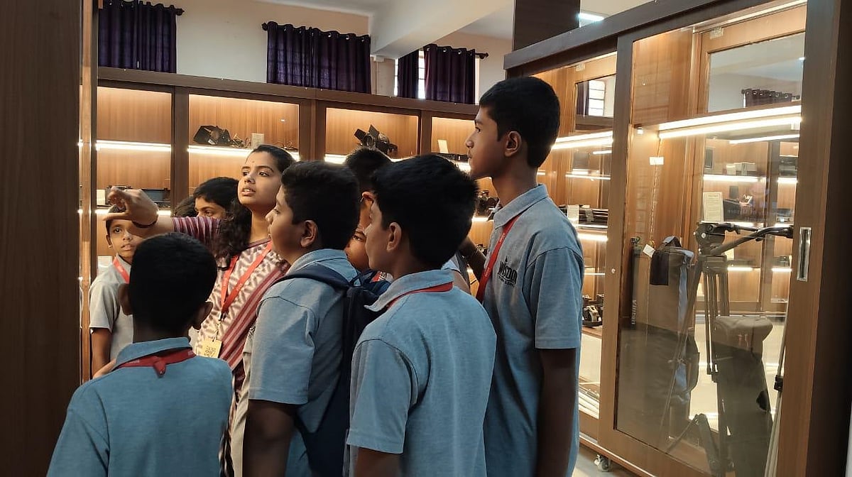 ಇಎಂಆರ್‌ಸಿಯಲ್ಲಿ ‘ಲೆಗಸಿ ಲಾಂಜ್’: ಸೆಳೆಯುತ್ತಿದೆ ‘ಬಹುಮಾಧ್ಯಮ’ ಸಂಗ್ರಹಾಲಯ! 