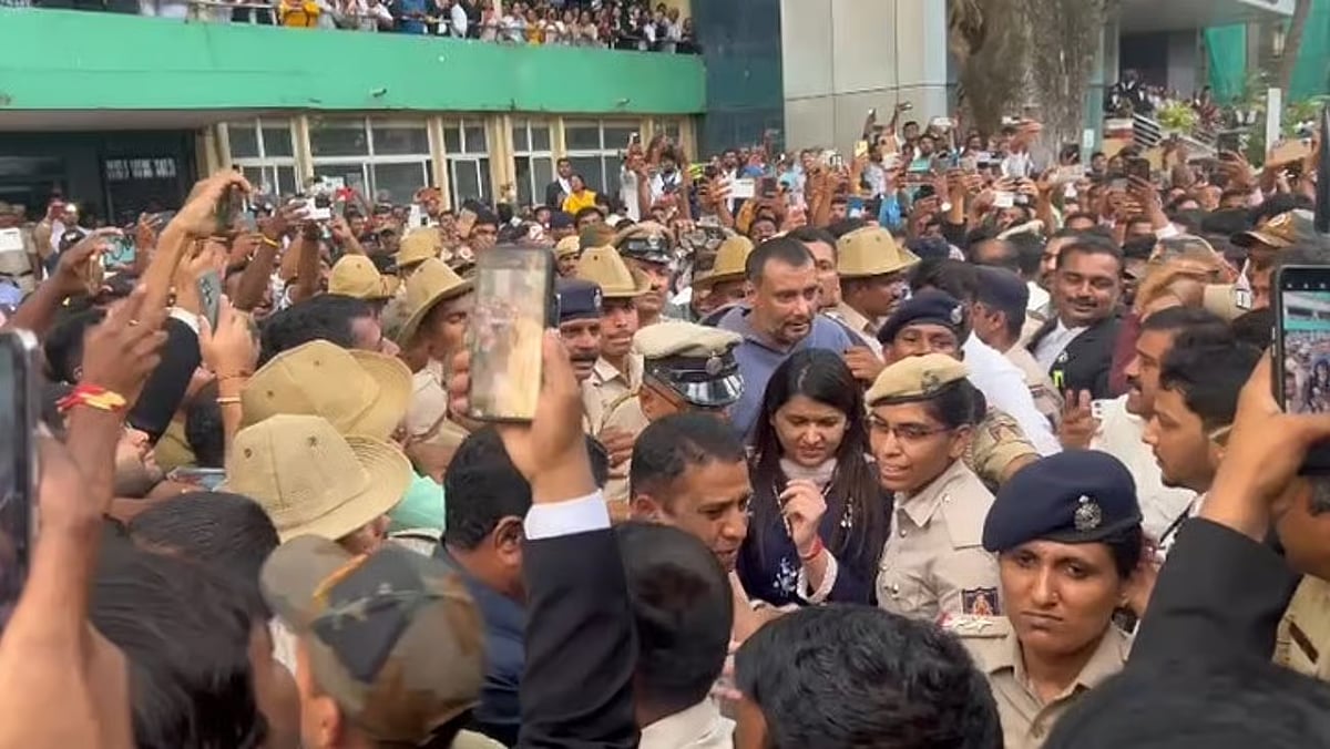 ರೇಣುಕಸ್ವಾಮಿ ಕೊಲೆ ಪ್ರಕರಣ: ಸುಪ್ರೀಂ ಕೋರ್ಟ್‌ಗೆ ಪವಿತ್ರಾ ಅರ್ಜಿ 