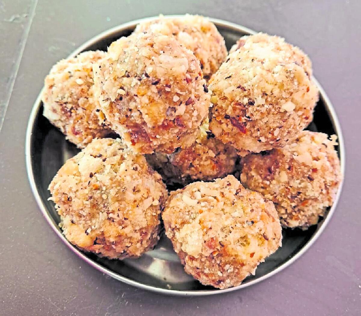 ಡ್ರೈಫ್ರೂಟ್‌ ಲಡ್ಡು